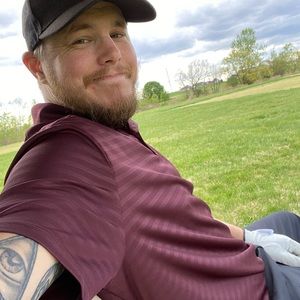 Meet your Posher, Adam